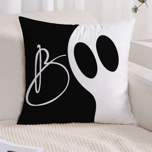 2 Pack "Boo" Halloween Throw Pillow Covers